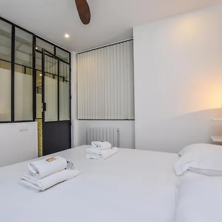Spacious - 4br-10p - Butte-aux-cailles Apartamento