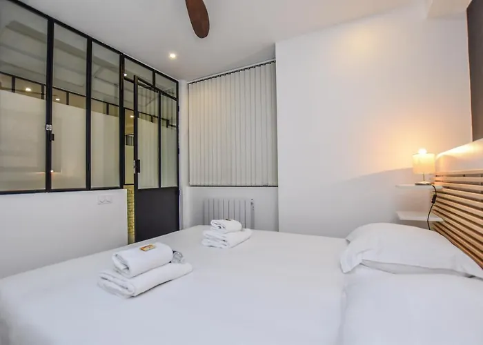 Spacious - 4br-10p - Butte-aux-cailles דירה
