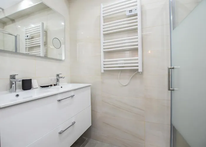 דירה Spacious - 4br-10p - Butte-aux-cailles *